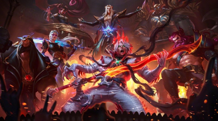 LPL 决赛现场归来画面：银龙杯已经近在咫尺，放手 再试一次