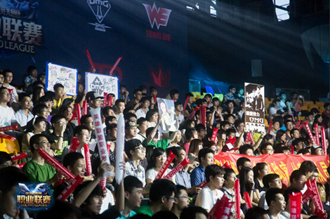 【战报】王者荣耀2020KPL秋季赛，TES 3：1 RW侠完美预测