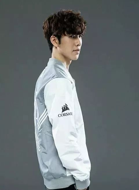 AdreN谈s1mple：他只属于顶尖赛事，不能再低了